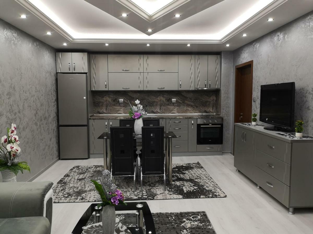 City Apartments - A Brand New Luxury & Comfy. Asenovgrad Eksteriør bilde